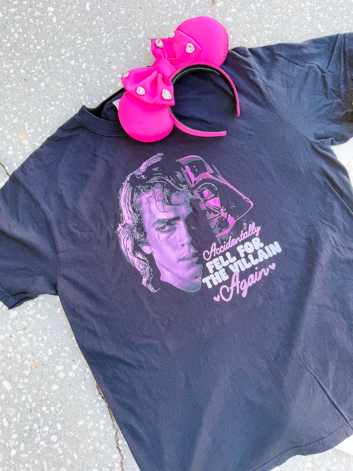 Ani Villain Tee